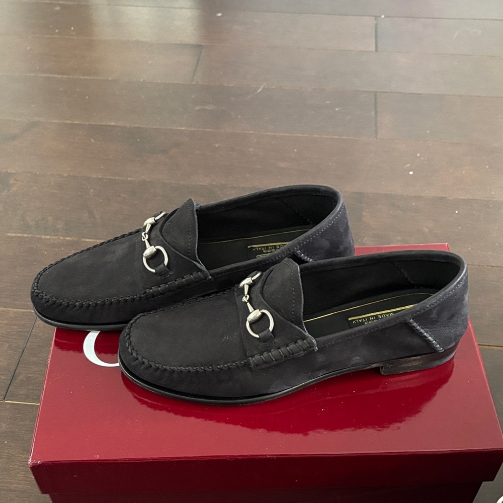 Gucci Women’s Black Suede Horsebit Slip-On Loafers - Picture 10 of 12